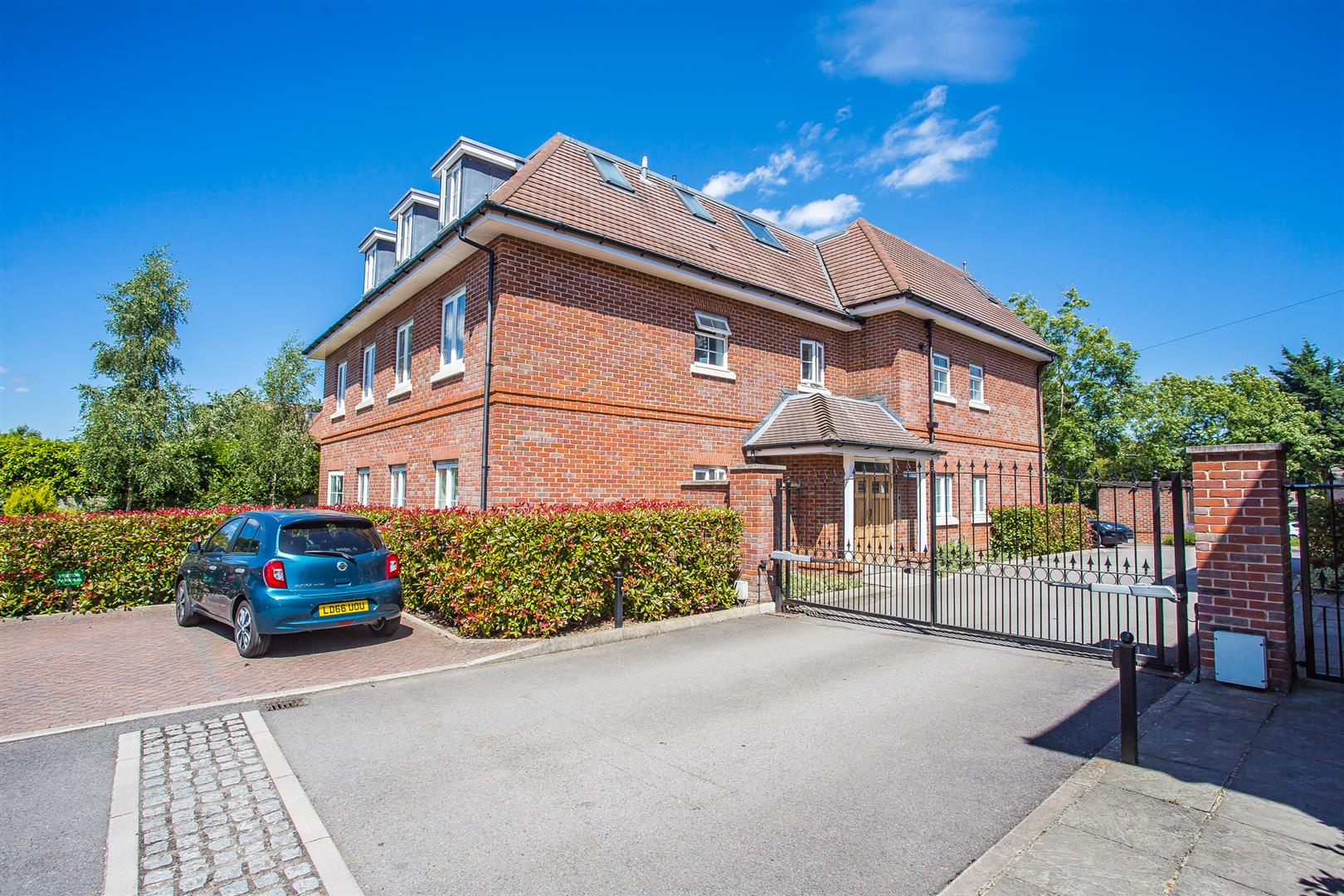 Hurley Close